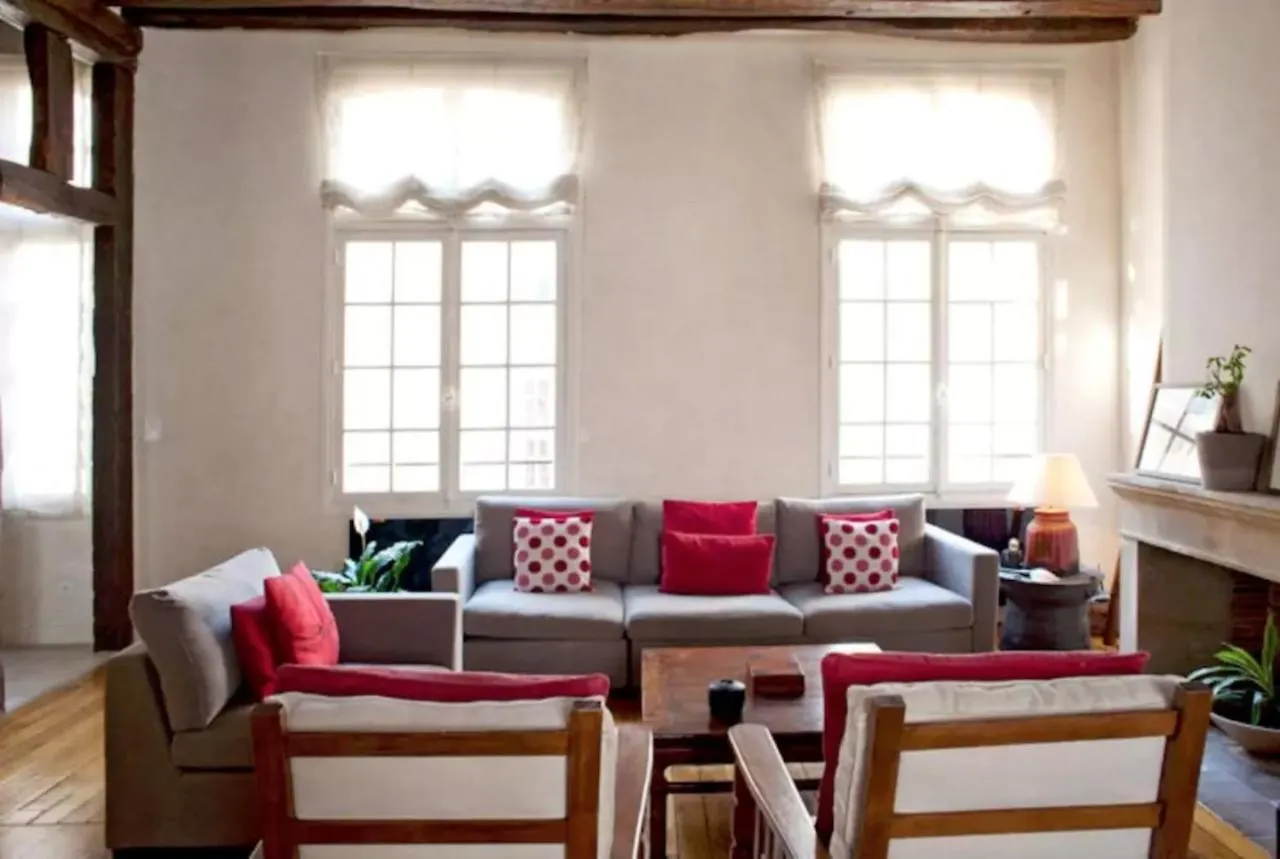 Charming Cosy Triplex In Trendy Marais Apartmán *