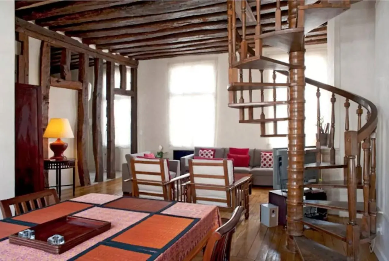 Charming Cosy Triplex In Trendy Marais * Paris